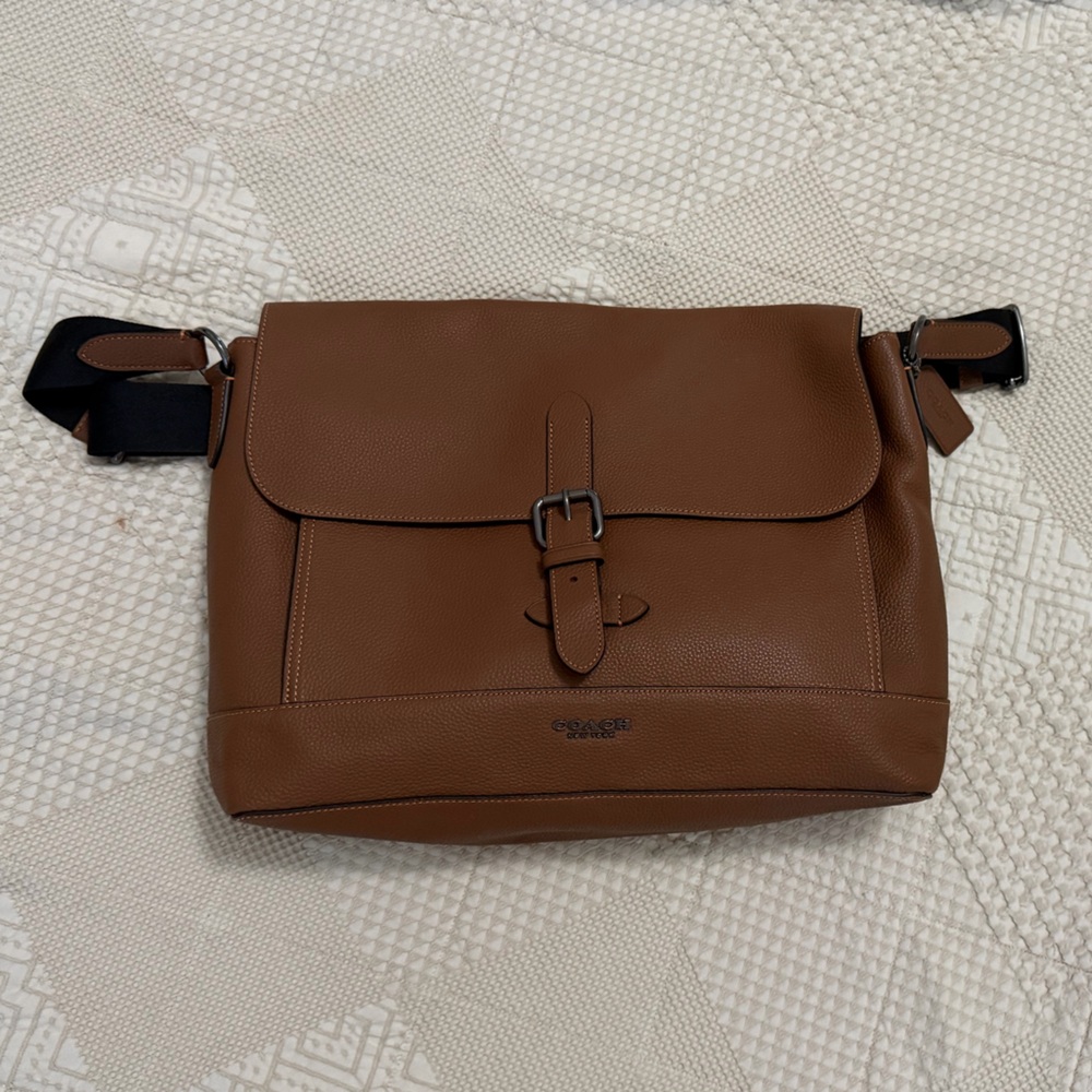 coach hudson messenger cb841